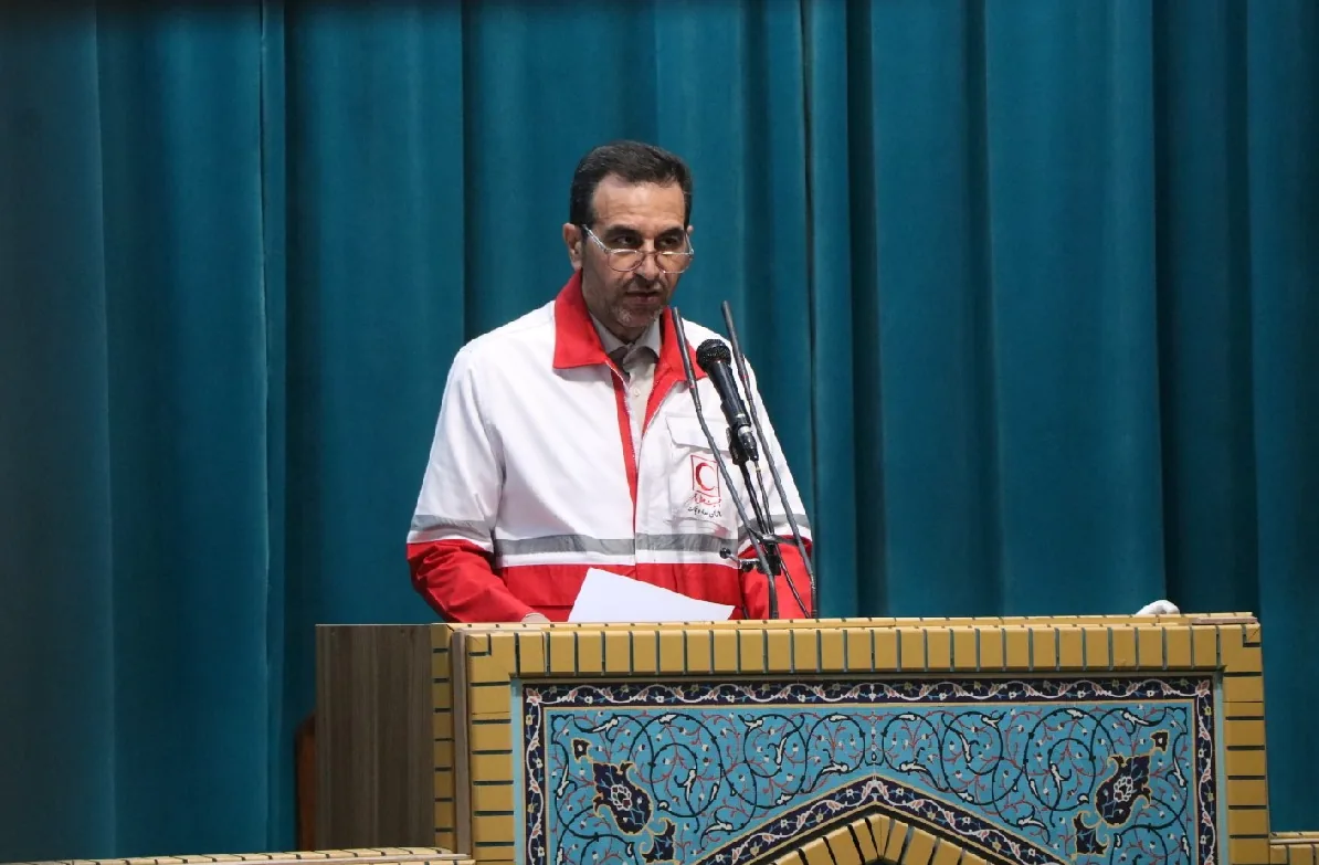هلال احمر، چراغ امید مردم در سختترین روزهای کرمانشاه است 1 جمعیت هلال احمر جمهوری اسلامی ایران