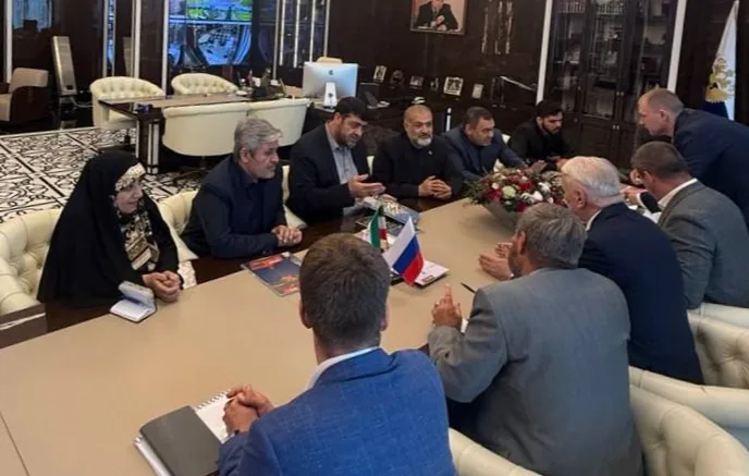 امضای تفاهمنامه خرید ۲۰ بالگرد از روسیه توسط جمعیت هلال احمر 1 بالگرد